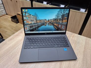 HP 14 ", Intel Core i3, 256 GB