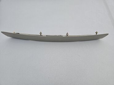 Решетки радиатора: Решетка радиатора Mazda 2005 г., Б/у, Оригинал — 5