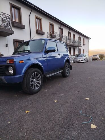 VAZ (LADA): VAZ (LADA) 4x4 Niva: 1.7 l | 2018 il 43000 km Ofrouder/SUV — 3