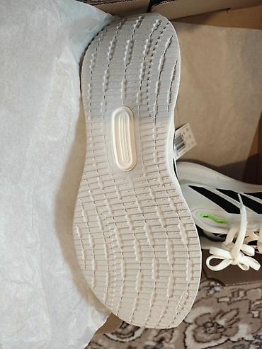 Кроссовки и спортивная обувь: Мужские кроссовки, 46, Adidas, Новый, цвет - Белый — 6