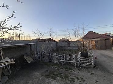 Продажа времянок: 🏡 Продается дом 📍 Арча-Бешик район ▪️ Участок — 5 соток ▪️ Есть газ ▪️ — 2
