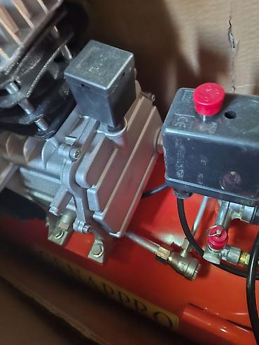 pnevmatik acar: Istifade olunmuyub tezedi qiymet sondu Hava kompressoru – elektriklə — 2