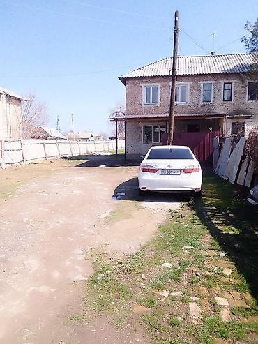 Продажа коттеджей и домов: 7 комнат Предлагается к продаже двухэтажный жилой дом из кирпича — 9