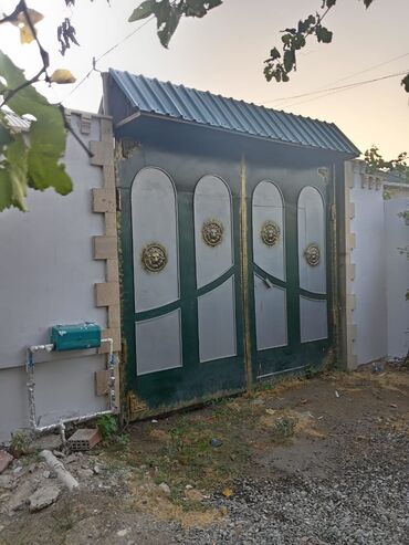 Сумгайыт, 3 комнаты, Вторичка, 156 м²