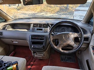 на адисей: Honda Odyssey: 1995 г., 2.2 л, Автомат, Бензин, Универсал — 5