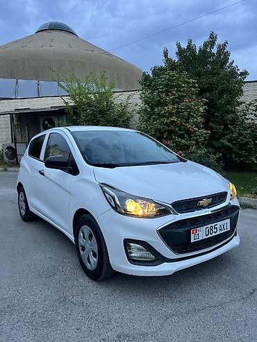 колонки портативные: Chevrolet Spark: 2020 г., 1 л, Автомат, Бензин, Хэтчбэк — 2