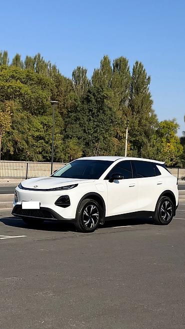 Changan: Changan Qiyuan Q05: 2026 г., 0.1 - engine capacity л, Автомат — 1