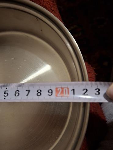 Кастрюли: Сотейник из нержавеющей стали с крышкой. Объём 1,5л диаметр 22 см - — 8