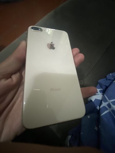 оперативная память ddr4 8gb: IPhone 8 Plus, Колдонулган, 64 ГБ, Алтын, 80 %