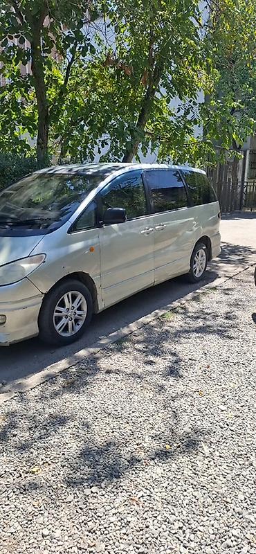 сидения авто: Toyota Estima: 2002 г., 2.4 л, Автомат, Бензин, Минивэн — 2