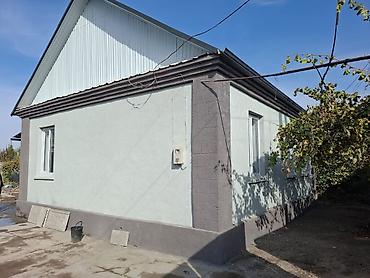 Продажа коттеджей и домов: Продаю Дом город Бишкек Пригородное 4комнаты кирпичные со всеми — 1