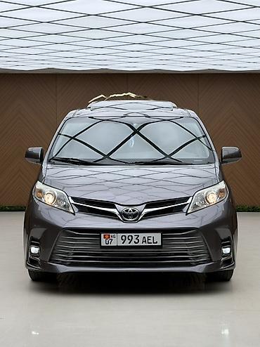 Toyota Sienna: 2016 г., 3.5 л, Автомат, Бензин, Минивэн