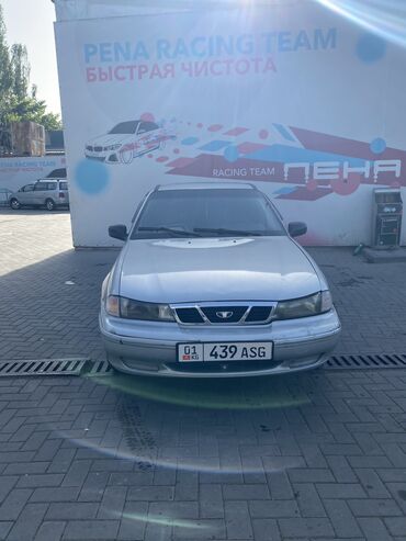 пасат б5 1999: Daewoo Nexia: 2005 г., 1.6 л, Механика, Бензин, Седан
