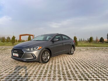 автомобили хундай: Hyundai Elantra: 2018 г., 2 л, Автомат, Бензин, Седан