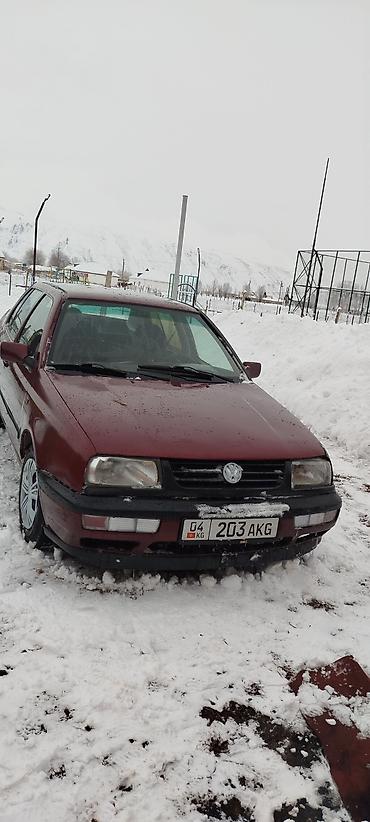 Volkswagen: Volkswagen Vento: 1993 г., 1.8 л, Бензин, Седан — 1