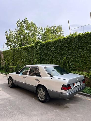 кузов соната: Mercedes-Benz W124: 1993 г., 2.2 л, Механика, Седан — 2