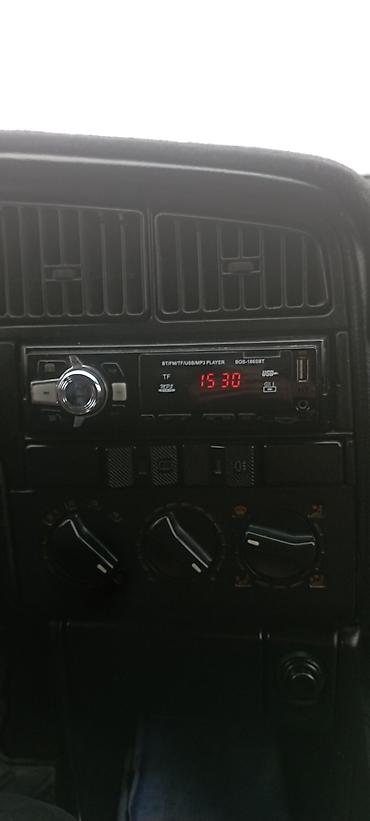 Volkswagen: Volkswagen Passat: 1989 г., 1.8 л, Механика, Бензин, Седан — 10