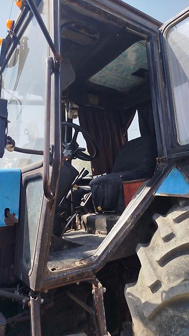 car buy: Belarus 892 traktor - Model: Belarus 892 (etiket üzərində “БЕЛАРУС — 5