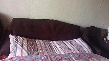 balaca divan: Mebel dəsti – qəhvəyi rəngdə divan və iki kreslo - Klasik dizayn — 2