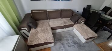 sto i stolica za sminkanje za devojcice: Sectional sofas