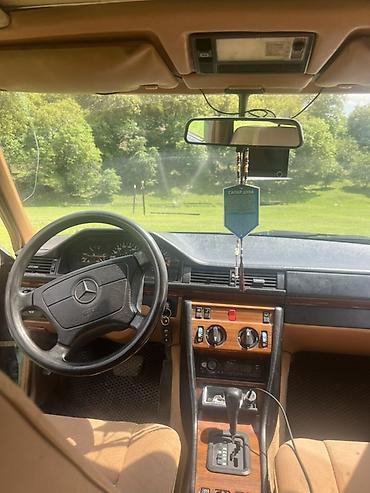 mersedes 212: Mercedes-Benz W124: 1995 г., 2.2 л, Автомат, Седан — 6