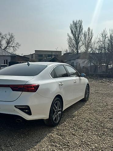 Kia: Kia K3: 2019 г., Седан — 6