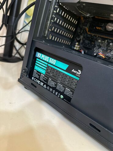 Masaüstü kompüterlər və iş stansiyaları: • CPU : i7 9700K (4.90 GHz) • MB : Asus TUF Z390-PLUS GAMING • RAM  — 4