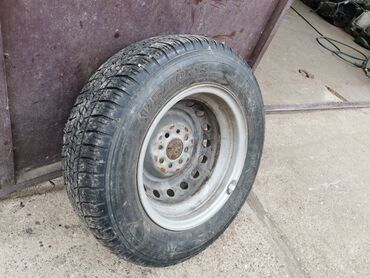 Gume i felne: Gume KAMA 205 dimenzija 175 70 R13 . Polovna, očuvana. Skinute sa — 12