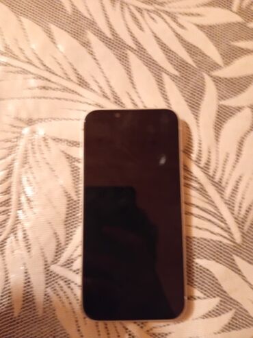 Apple iPhone: IPhone 13, 128 GB, Ağ, Zəmanət, Simsiz şarj, Face ID