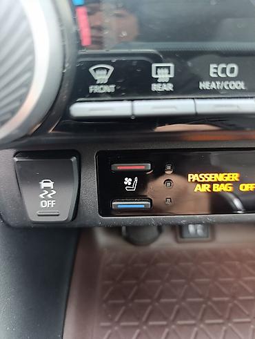 892 2: Toyota RAV4: 2019 г., 2.5 л, Типтроник, Бензин, Кроссовер — 9