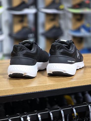 armour: Мужские кроссовки, 41.5, 42.5, 40, Under Armour, Новый, цвет - Черный — 5