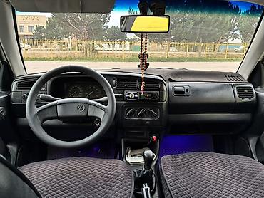 sprinter 2003: Volkswagen Golf: 1992 г., 1.8 л, Механика, Бензин, Хэтчбэк — 6