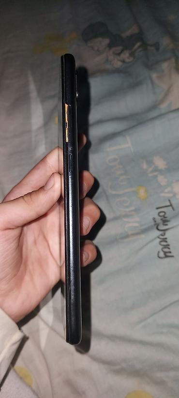 Samsung: Смартфон Samsung Galaxy S4 (Black Mist), корпус с металлическим кантом — 4