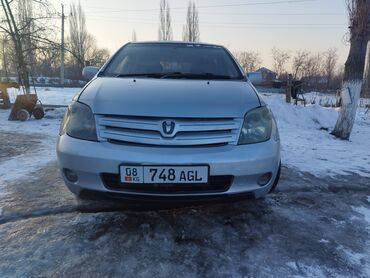 Toyota: Toyota ist: 2002 г., 1.5 л, Автомат, Бензин, Хэтчбэк — 4