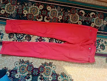 Джинсы: Набор женских/джинсов, 4 пары. 1) Темно-синие классические брюки: - — 3