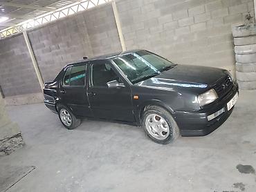 transporter multivan: Volkswagen Vento: 1992 г., 1.8 л, Механика, Седан — 7
