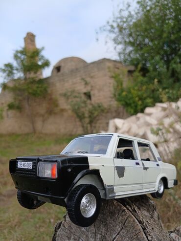 Avtomobil modelləri: VAZ, 2005 il, 1:24, Dəmir, Ödənişli çatdırılma — 10