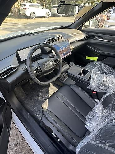 Dongfeng: Dongfeng : 2026 г., Электромобиль, Кроссовер lalafo.kg да — 5 Dongfeng: Dongfeng : 2026 г., Электромобиль, Кроссовер — 5