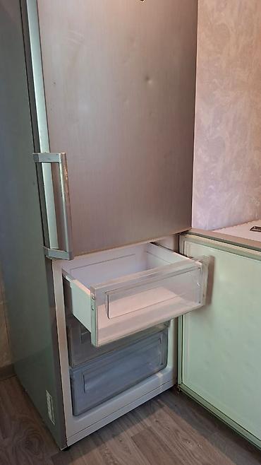 Samsung soyuducu - Rəng: gümüş (inox effektli) - Tərtibat: aşağıda — 2