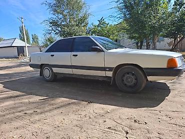 Audi: Audi 100: 1988 г., Седан — 2