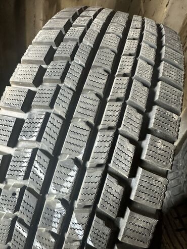 бак жигули: Шины 275 / 70 / R 16, Зима, Б/у, Комплект, Внедорожные (АТ/МТ), Япония, Dunlop