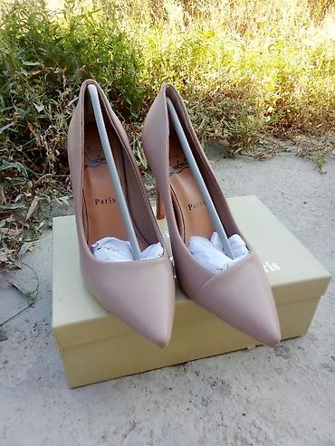 мед форма женская: Туфли, 36, Christian Louboutin, Новый, цвет - Бежевый, Самовывоз — 3