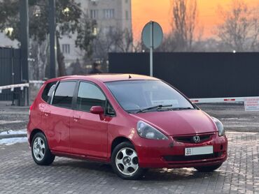 Honda: Срочно продаю Марка: Honda Модель: Fit Год:2002 Об:1.3 Трансмиссия