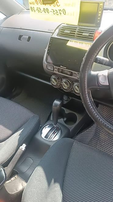 Honda: Honda Fit: 2003 г., Вариатор, Бензин, Хэтчбэк — 9