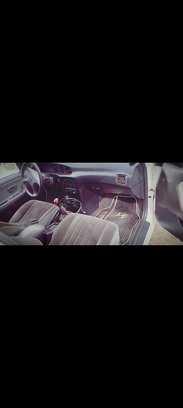 Hyundai: Hyundai Sonata: 2 l | 1995 il Sedan — 11