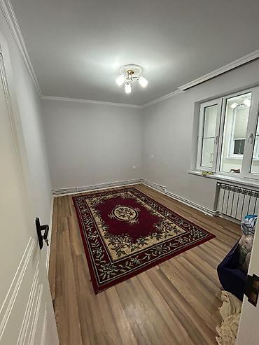 Mənzillər: Bakı, Yeni Günəşli Massiv D, 3 otaqlı, Köhnə tikili, m. Xalqlar Dostluğu, 60 kv. m — 3