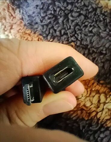 kabel aux: 2-si 1-də USB/mikro USB ayırıcı qısa kabel (hub) splitter. 1 cihaza 2
