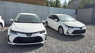 жили машина: Toyota Corolla: 2022 г., Гибрид, Седан — 8