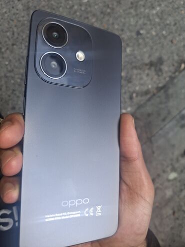 a 3 telefon: Oppo A3