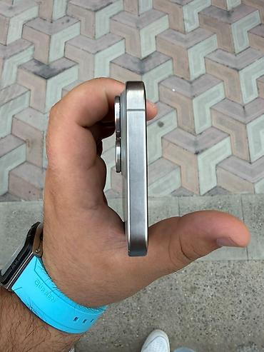adapterlər iphone: IPhone 15 Pro Max, 256 GB, Gümüşü, Simsiz şarj — 3